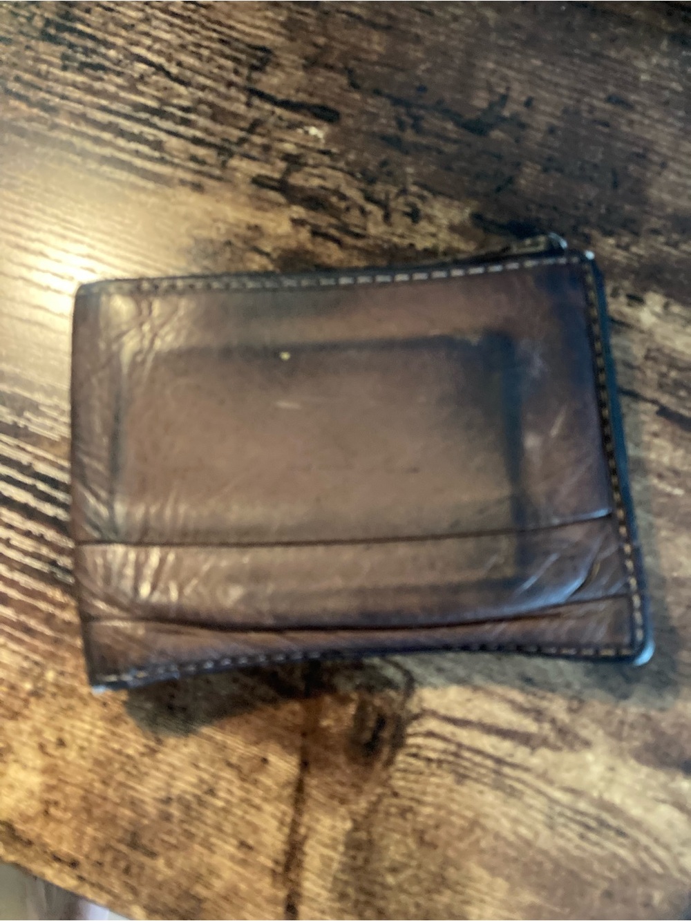 Men's fossil Brown Leather bi fold  Wallet - Classic Design